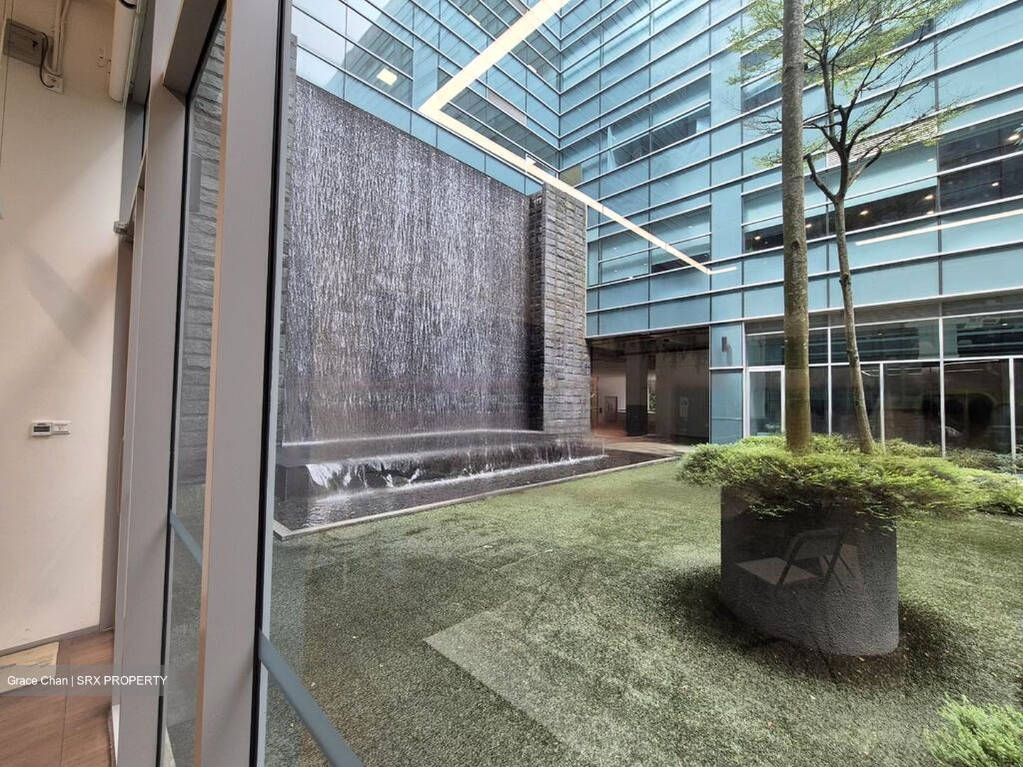 Alexandra Road (D5), Office #602973491